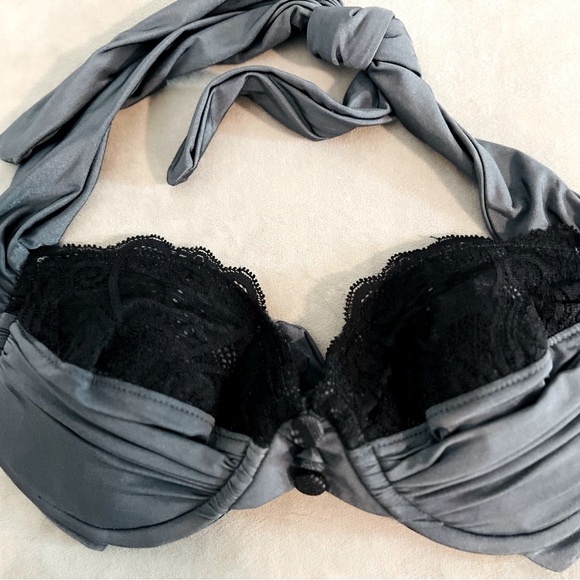 COPY - Beach Bunny Runway Edition Bikini Grey/black lace with buttons on the bo… - Picture 12 of 16